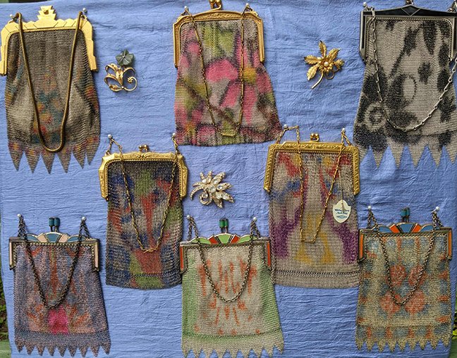 Tom Jones Auctions LLC: Impressive Collection of Vintage Purses