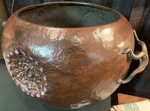 Inspired by illustrations of undersea life, this copper planter features enamel anemone and starfish. Designed by Ludwig Vierthaler (German, 1875-1967) of J. Winhart & Co., Munich, it dates to 1904 and came in three sizes. Bryan Mead of Hammered & Hewn, Pasadena, California, said it was found in a garage sale in Chicago and is one of only two known. It was priced at $9500.