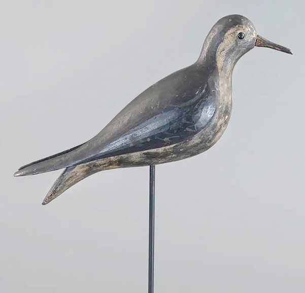 This early plover made on Nantucket around 1850 by an as yet unknown island carver has few surviving comparables. The maker gave the 10½