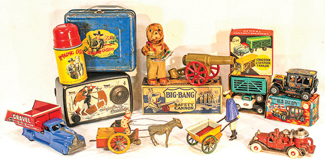 Flying Pig Auctions: Antique Toy & Holiday Related Items